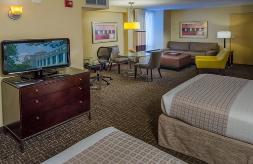 Dupont Circle Hotel | Contemporary and Urban Unit in Washington, DC! Pets Allowed!