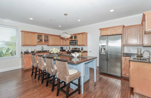 Holmes Beach House | CONTEMPORARY BEACH CHIC HOME WITH OCEAN VIEWS, STEPS TO THE BEACH/HEATED POOLn