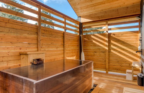 Stevenson Cabin | Contemporary cabin with river/forest views, geothermal hot tub & outdoor shower
