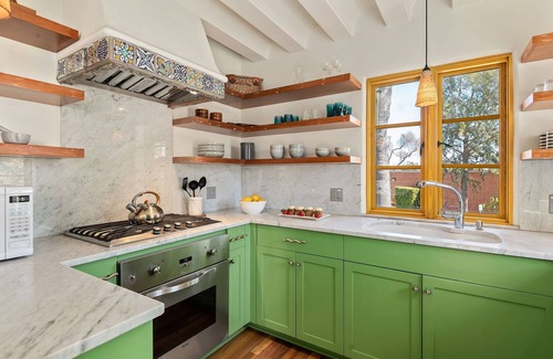 Lower State Condo | Contemporary Downtown Condo | Multi-Level with Mountain Views!