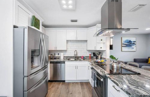 Sulphur Springs House | Contemporary & Fully Updated Heated Pool Home