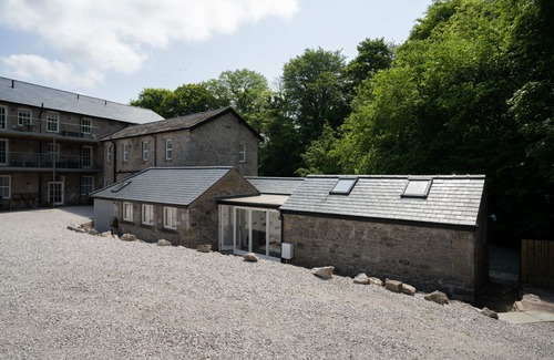 Casterton House | Contemporary Home Nr Kirkby Lonsdale - Spacious Garden