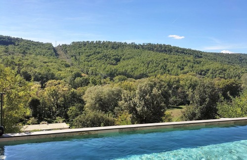 Salernes House | Contemporary house with swimming pool and panoramic view in Salernes