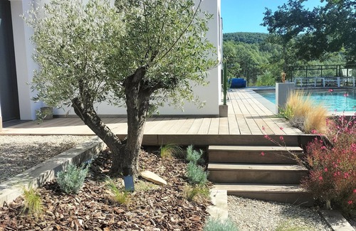 Salernes House | Contemporary house with swimming pool and panoramic view in Salernes