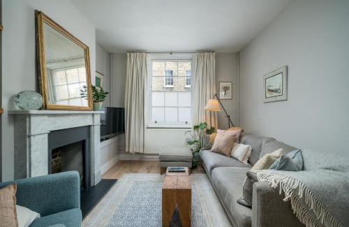 Elephant and Castle Apartment | Contemporary house with private garden
