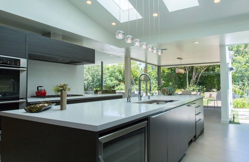 Sherman Oaks House | Contemporary Masterpiece! Sherman Oaks
