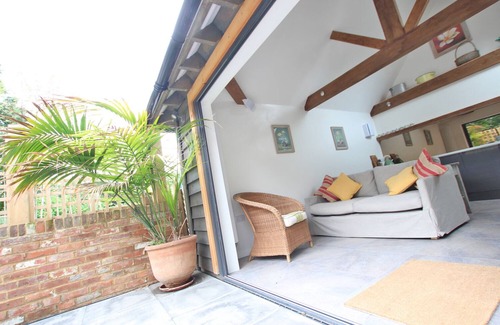 Woodchurch Cottage | Contemporary Restored Cottage in the Heart of Kentish Village