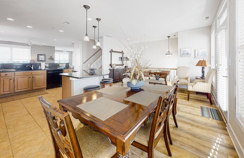 West Ocean City House | Contemporary townhome with 21-foot dock, 4 decks, WiFi, AC & shared pool