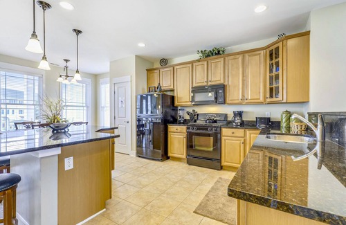 West Ocean City House | Contemporary townhome with 21-foot dock, 4 decks, WiFi, AC & shared pool