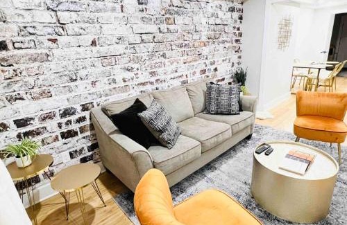 Northeast House | Contemporary Upscale 3BDR Home at Popular H Street Corridor Parking Included Free Cancellation