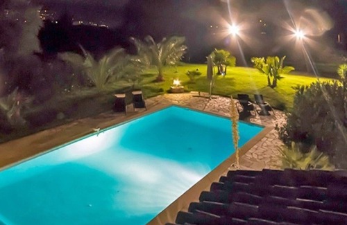 California - Pezou Villa | Contemporary villa in the heights of Cannes with a heated pool and a p