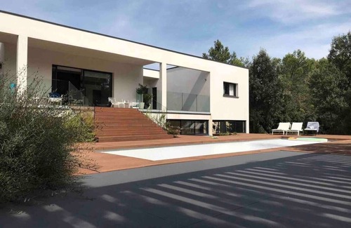 Garrigues House | Contemporary villa in the heart of the garrigue