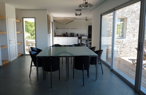 Gurgazu Villa | Contemporary villa seafront in the heart of nature