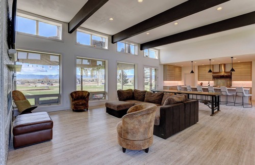 Sheridan House | Contemporary Wyoming Luxury- Midcentury Modern, mountain views & rooftop deck