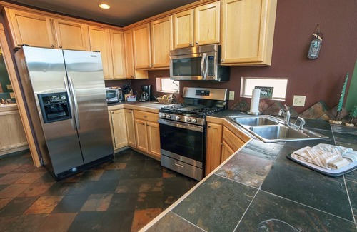 Estes Park Cabin | Continental Divide Cabin with breathtaking views from large picture windows