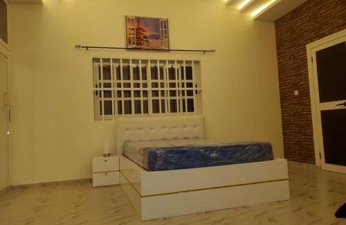 Lome Apartment | Continental