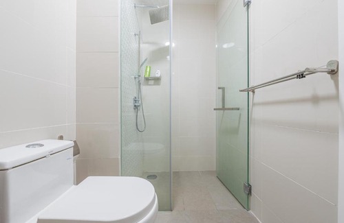 Pudu Apartment | Continew 1BR High TRX Mall King Bed 100Mbps Wi-Fi