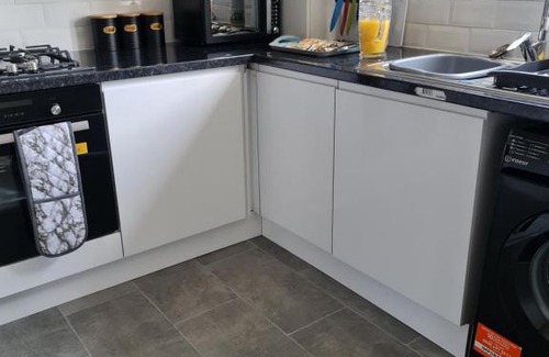 West Thurrock House | Contractor's favourite. Home away from home feel
