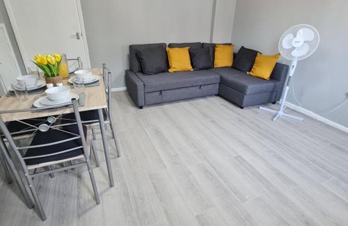 West Thurrock House | Contractor's favourite. Home away from home feel