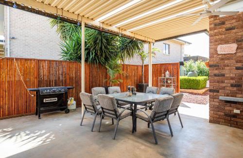 Parkes House | Contractor's Heaven and Entertainer