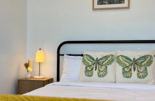 Salisbury House | Convenient 2 Bedroom house unit in Salisbury