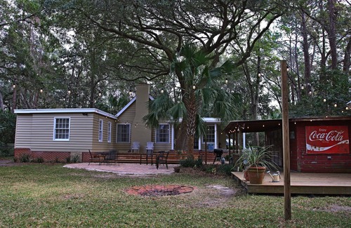Tallahassee House | Convenient and peaceful haven if you are here for work or play