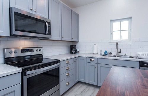 Northrup Condo | Convenient & Clean, 2 Bedroom/2 Bathroom, 7 Blocks to Mayo Clinic
