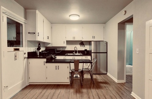 Snohomish Apartment | Convenient, Clean Apartment w/Air Conditioning, Smart TV, Covered Parking