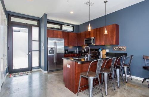Zilker House | Convenient Condo Near Zilker & Barton Springs