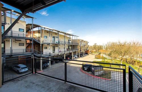 Zilker House | Convenient Condo Near Zilker & Barton Springs