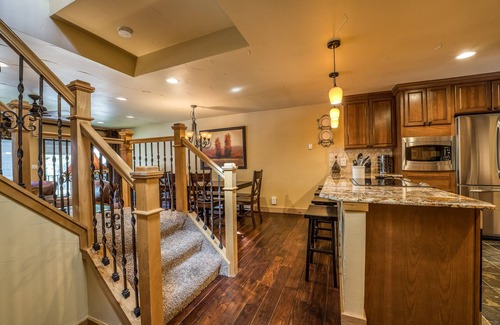 Vail Condo | Convenient East Vail 2 Bedroom Condo by Gorecreek Rentals