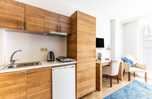 Harbiye Apartment | Convenient Flat 10 min to Taksim and City’s Mall