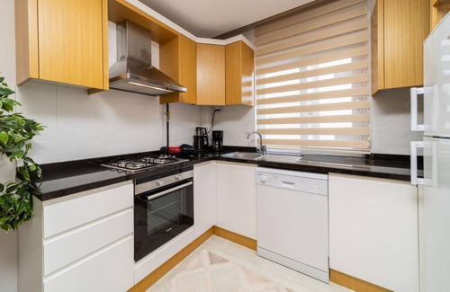 Konyaalti Apartment | Convenient Flat with Balcony in Konyaalti