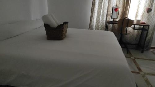 Algeciras House | Convenient Rooms - Ferry, Train & Bus Station -