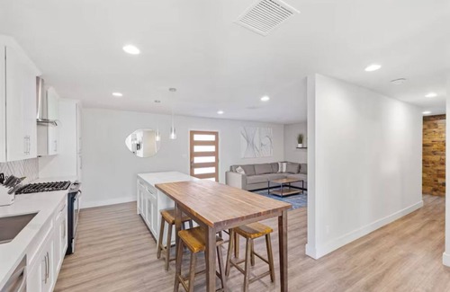 Village Grove House | Convenient Scottsdale home!