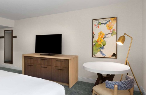 Milpitas Hotel | Convenient Stay, Superb Location! 2 Modern Units, Pet-Friendly, w/Outdoor Pool!