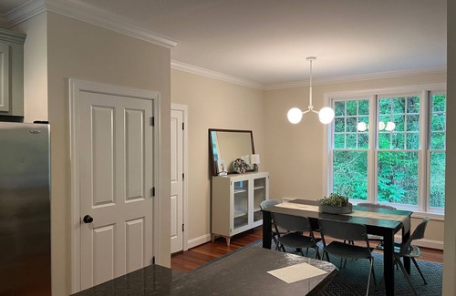 Carrboro House | Convenient well appointed home near downtown Carrboro and farmers market