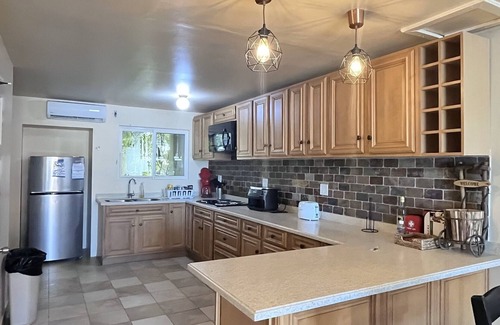 Jolly Harbour Villa | Conveniently Located 2-bedroom villa in Jolly Harbour with Wi-Fi and AC