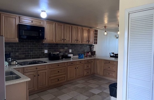 Jolly Harbour Villa | Conveniently Located 2-bedroom villa in Jolly Harbour with Wi-Fi and AC
