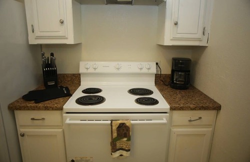 Lawton Apartment | Conveniently Located Apartment Near the Fort Sill Entrance Gate!