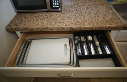 Lawton Apartment | Conveniently Located Apartment Near the Fort Sill Entrance Gate!