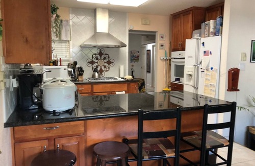South San Jose House | Conveniently located by 101, 280, 680, 87: home for business travelers
