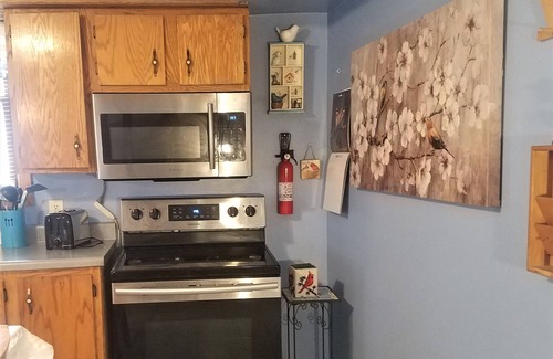 Troy House | Conveniently located by HVCC. No cleaning or pet fee