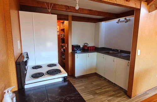 Taupo House | Conveniently located family-sized bach