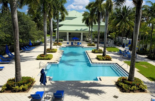 Doral Condo | Convention Center, Convenient XL Studio, kitchen