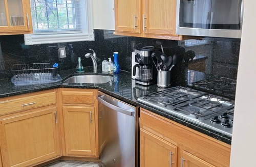 Shaw House | Convention Center/Logan Circle Large Cozy and Convenient house . Work Score 96!