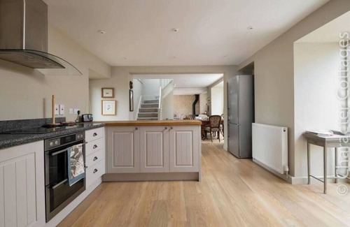 Rendcomb House | Converted Cotswold Barn; Tranquil Escape, Sleeps 4