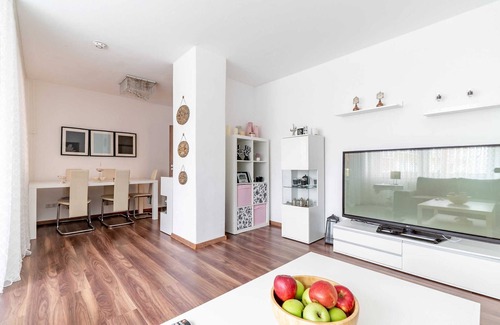Region Hannover District Apartment | CONZEPTplus - 4 room apartment | ID 6351 | WiFi
