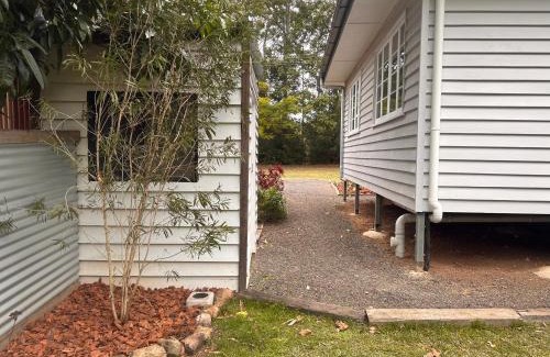 Beerwah House | Coochin Cottage, Beerwah