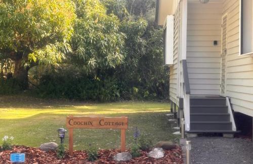 Beerwah House | Coochin Cottage, Beerwah